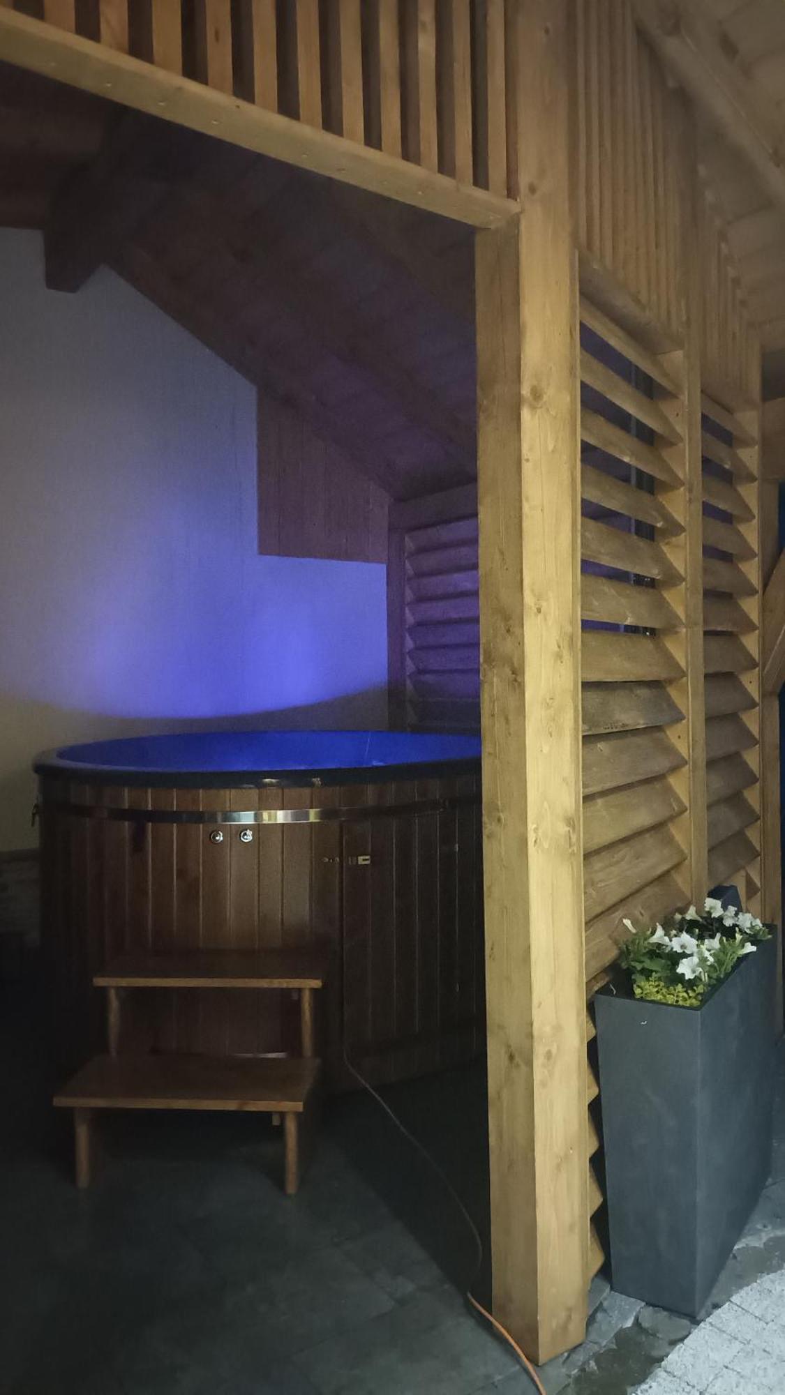 Riverhut - Sauna & Jacuzzi Chalet Ciche Male